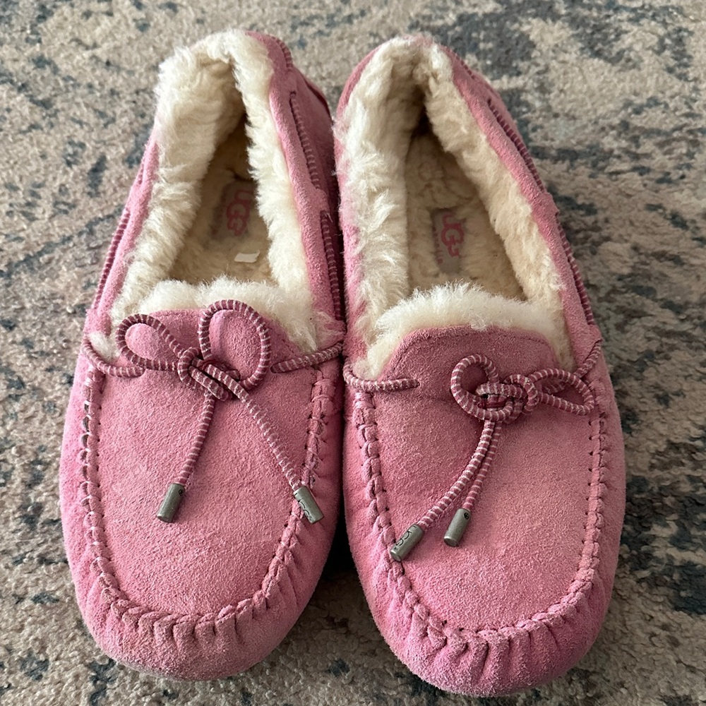 UGG Women's Cozy Pink Slippers